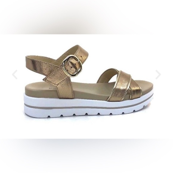 NeroGiardini Womens Size 37 (US 7) Leather Metallic Gold Flatform Sandals - Picture 2 of 16